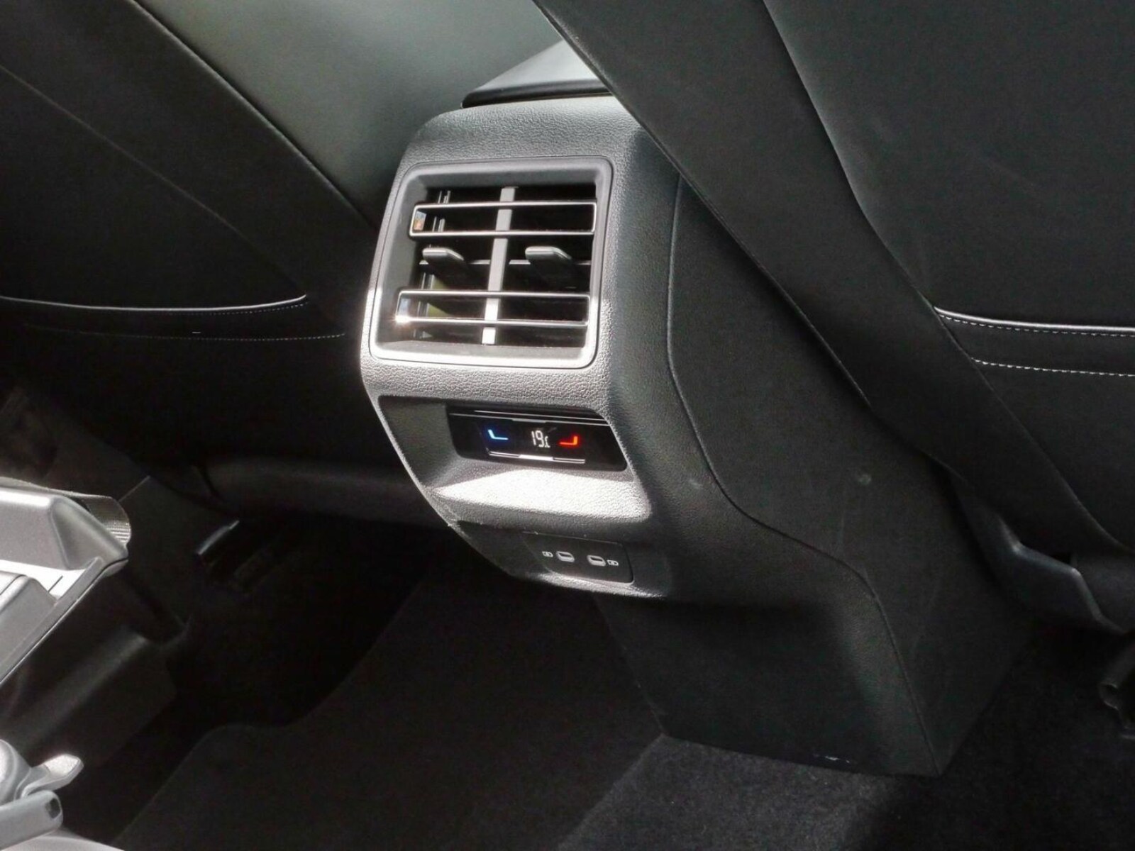 Volkswagen Tiguan – Bild 17