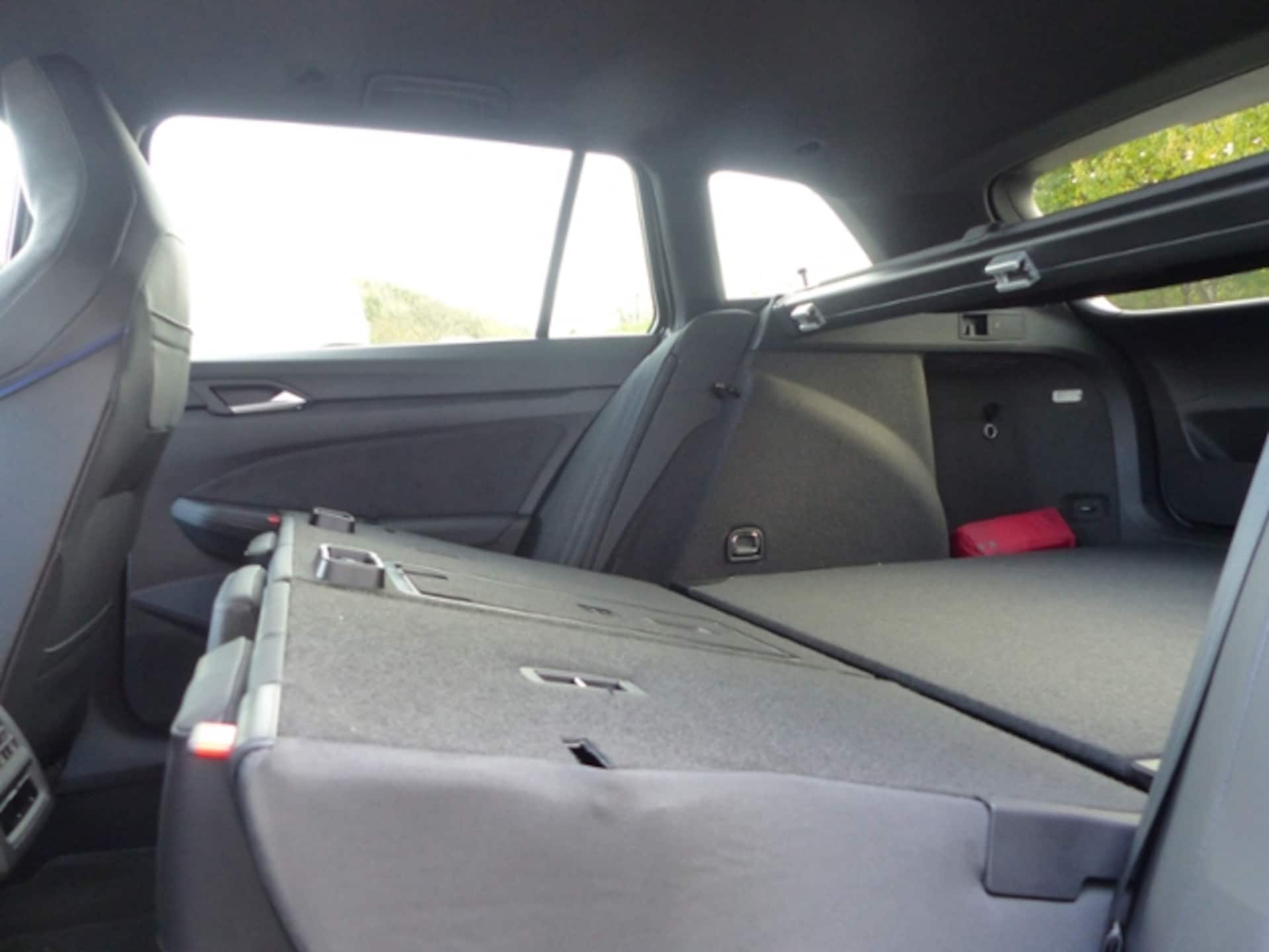 Volkswagen Golf Variant R-Line