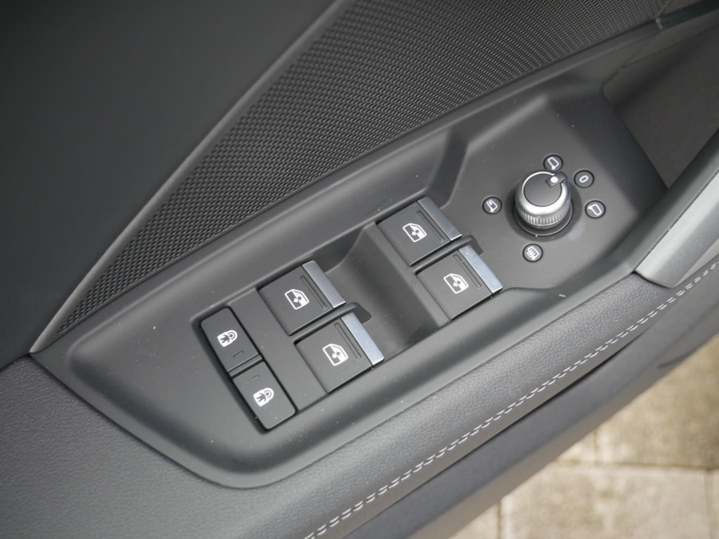 Bild über Audi S3 Sportback TFSI quattro S tronic - für weitere Informationen kontaktieren Sie den Audi Partner