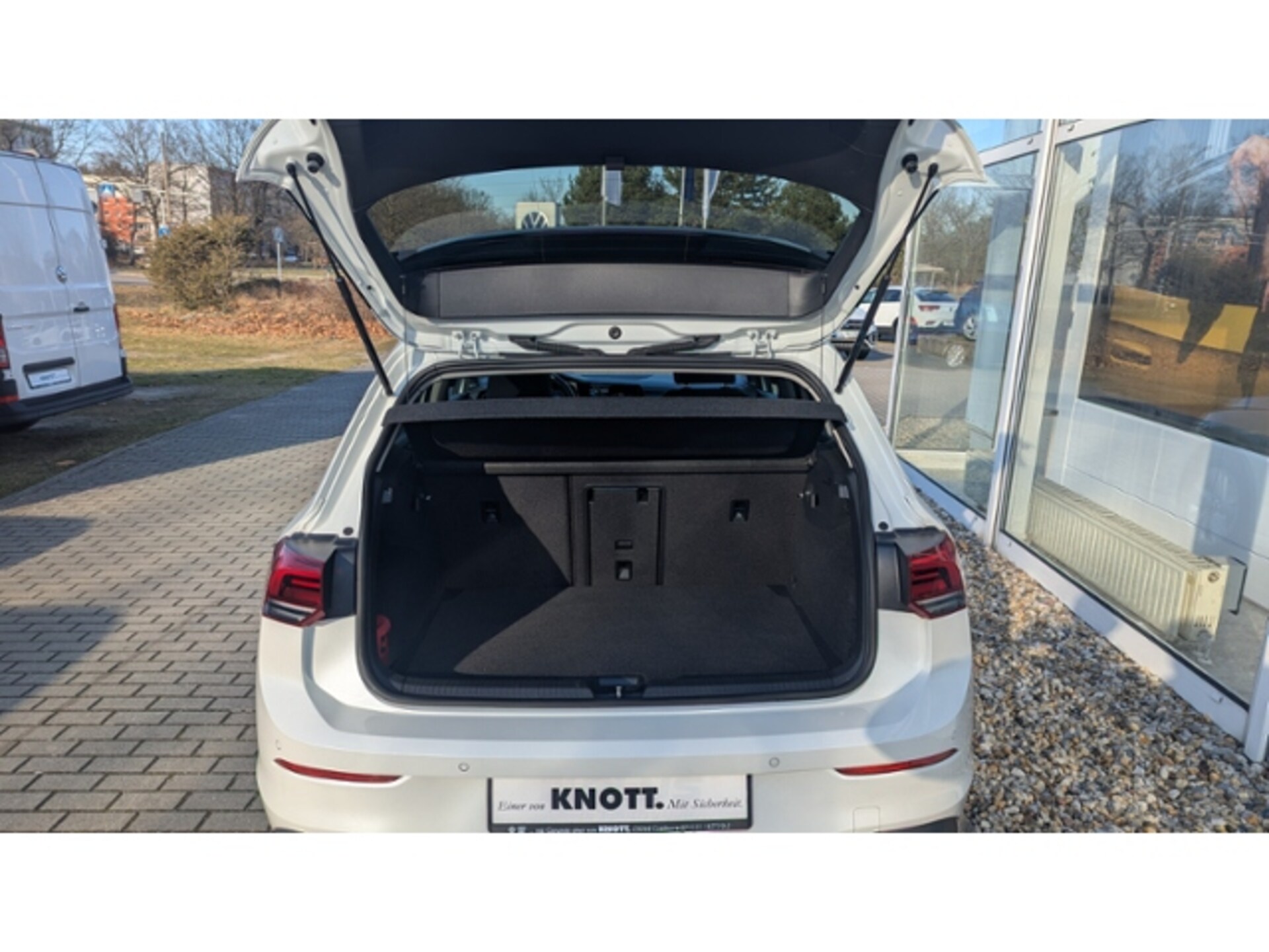 Volkswagen Golf Life