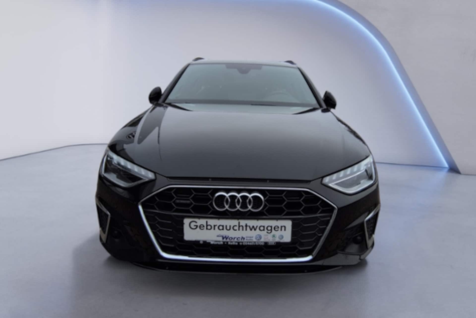 Audi A4 Avant S line