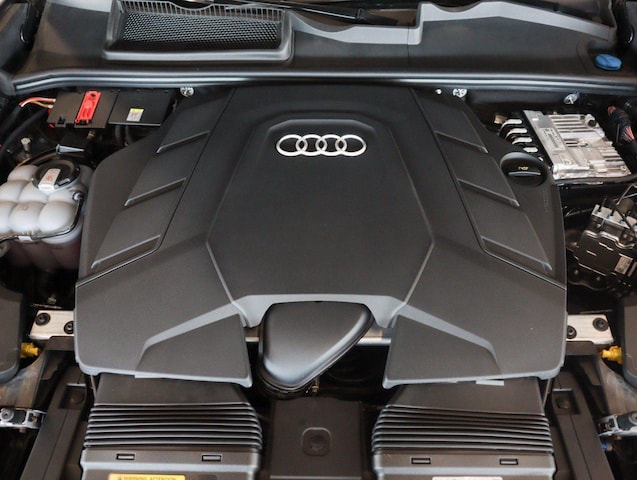 2025 Audi Q8