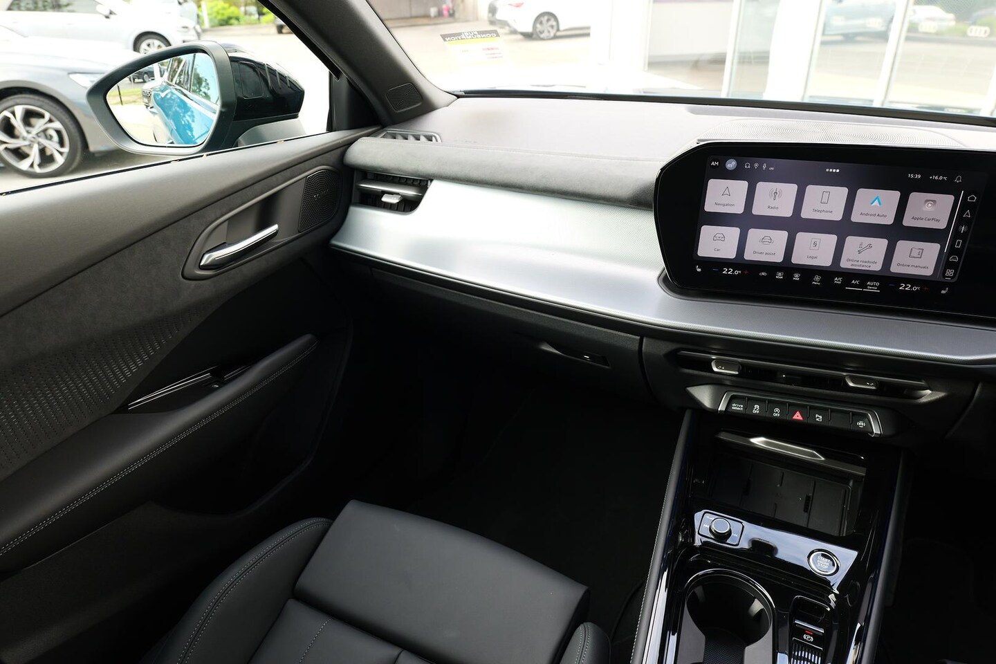 Image about Audi Q3 Sportback TFSI quattro 195 kW