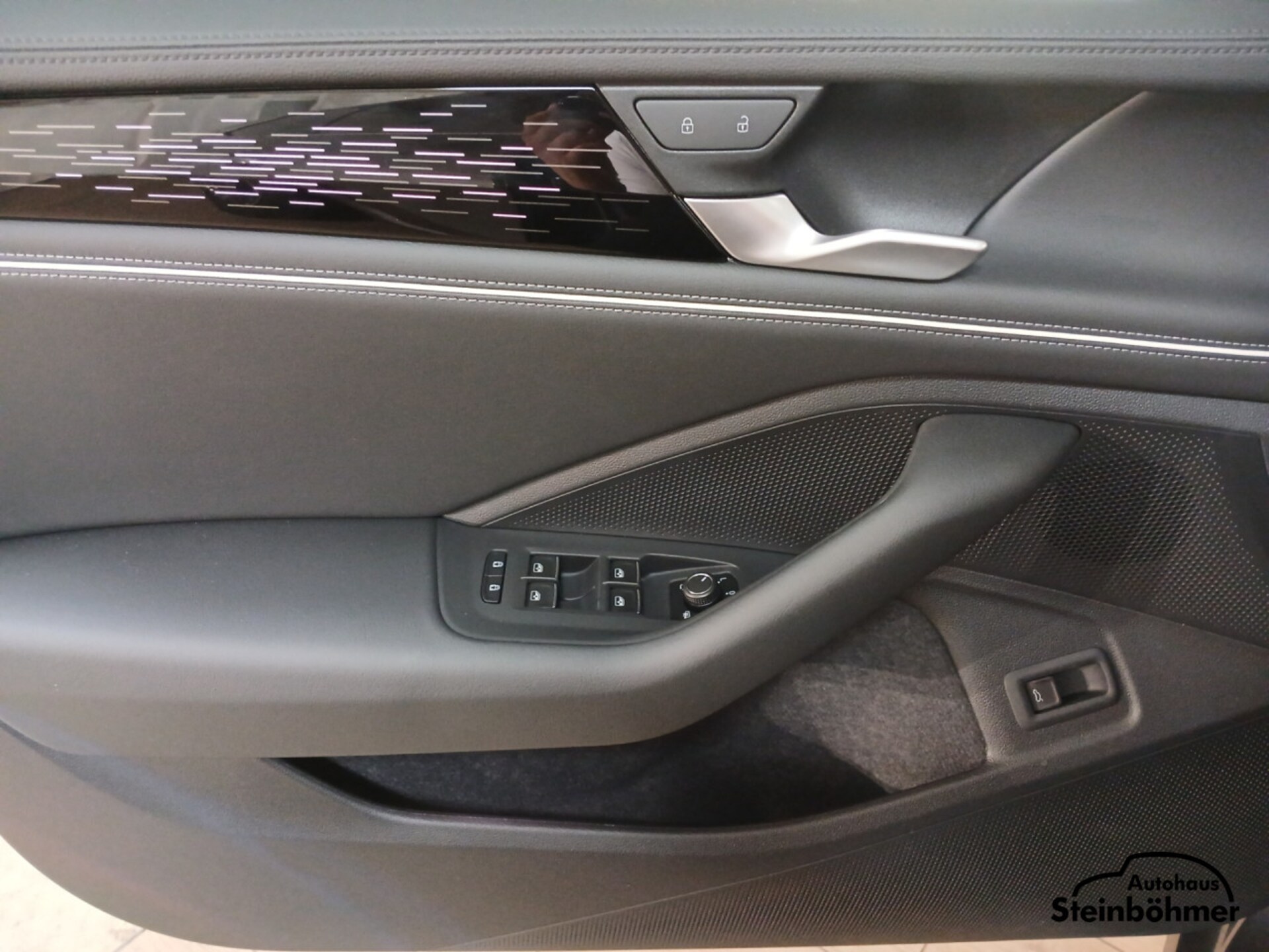 Volkswagen Passat Elegance
