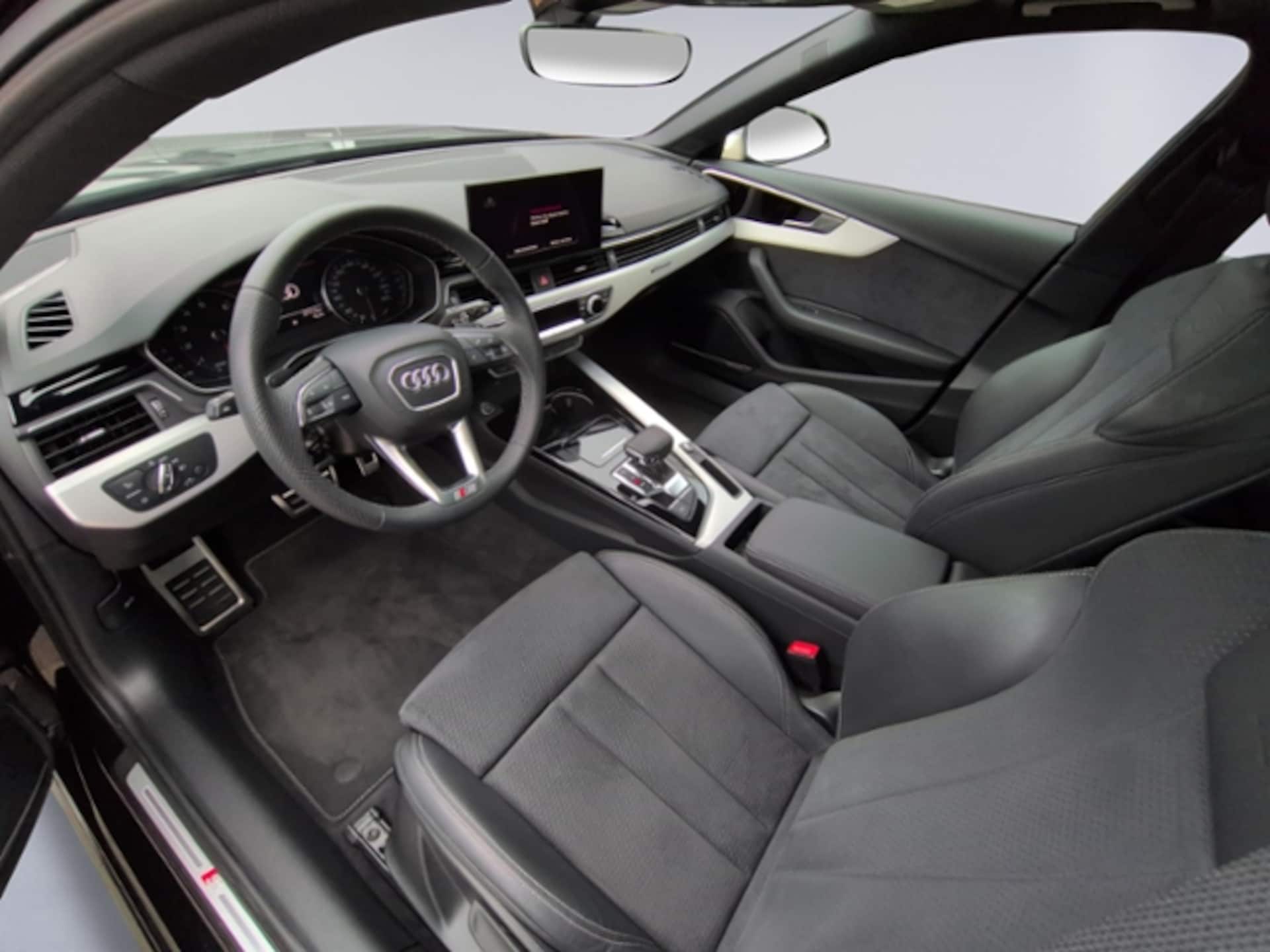 Audi A4 Avant S line