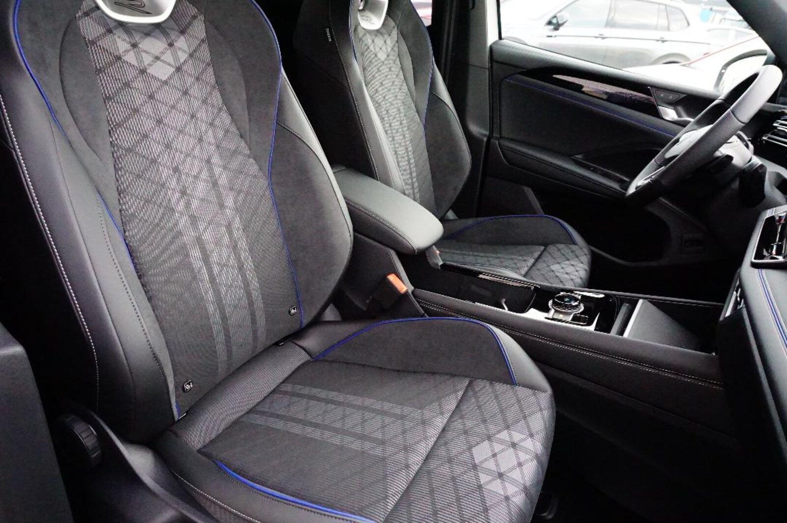 Volkswagen Tiguan – Bild 15