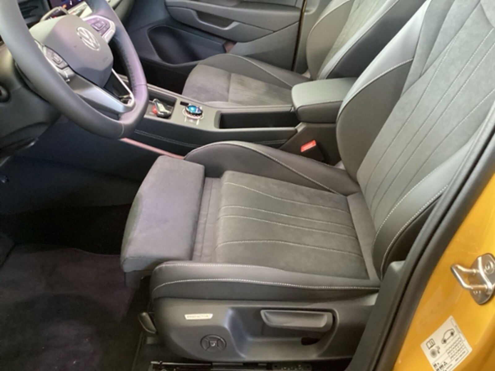 Volkswagen T-Roc – Bild 15