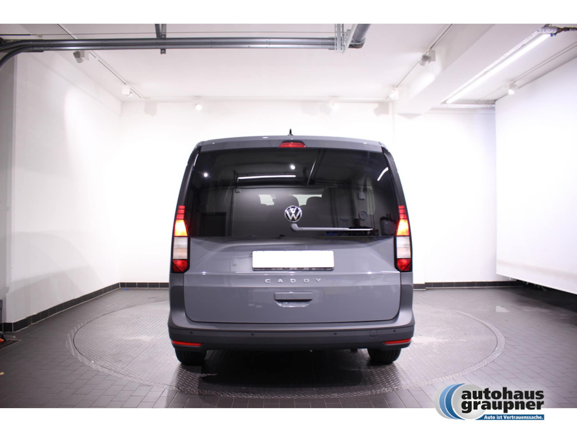Volkswagen Caddy Maxi Basis-Modell