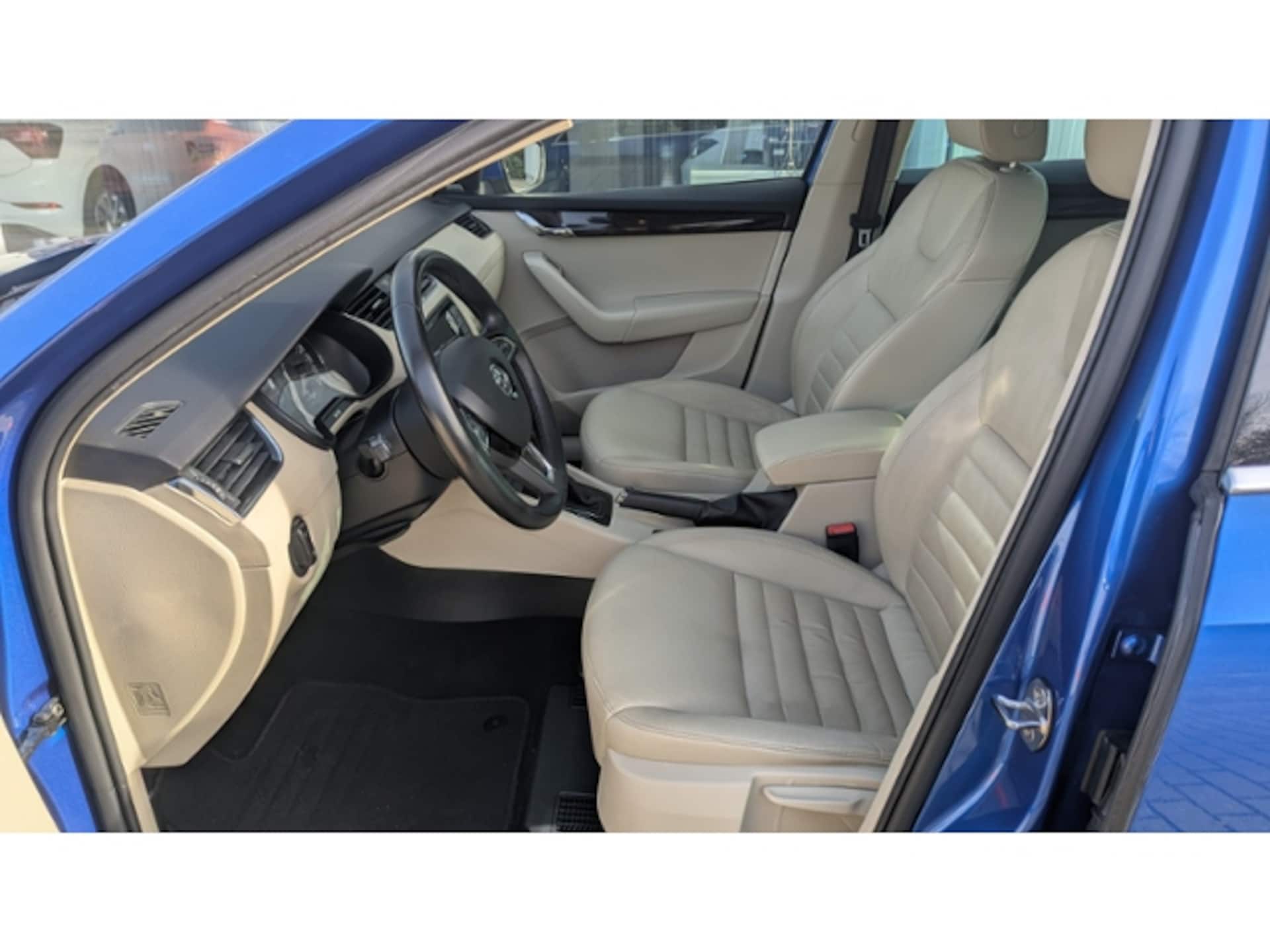 Skoda Octavia Combi Elegance