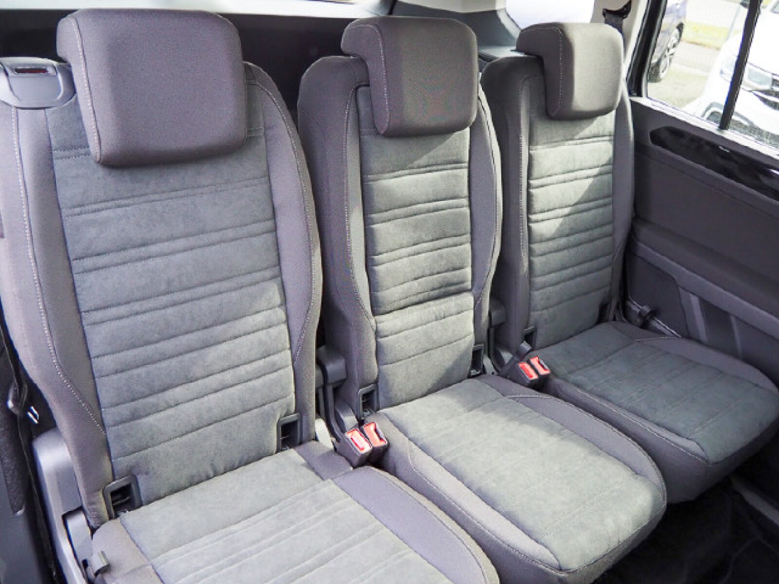Volkswagen Touran – Bild 9