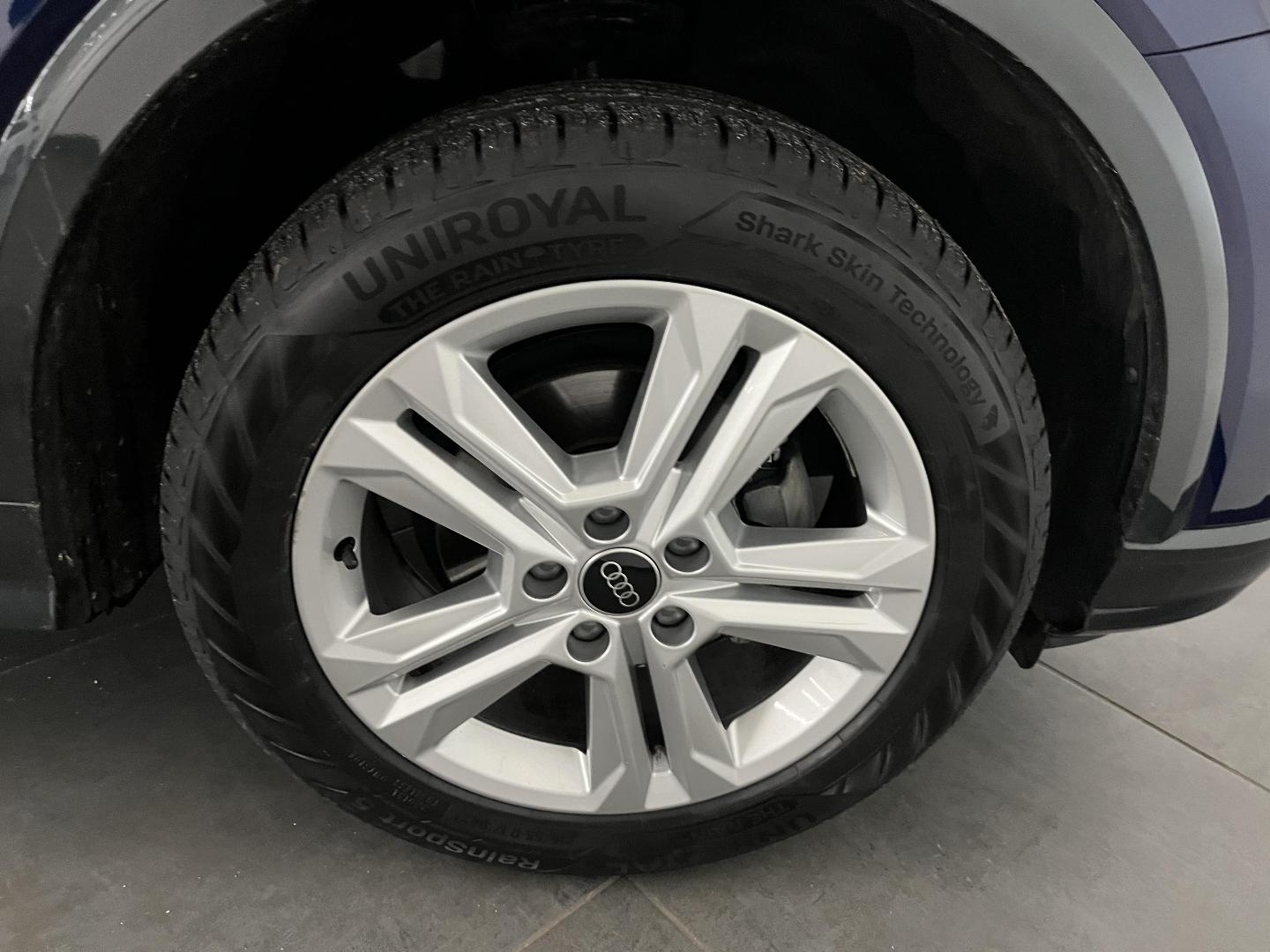 Image about Audi Q2 Business Line 30 TFSI 81 kW (110 ch) 6 vitesses