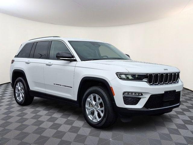 Photo of 2023 Jeep Grand Cherokee