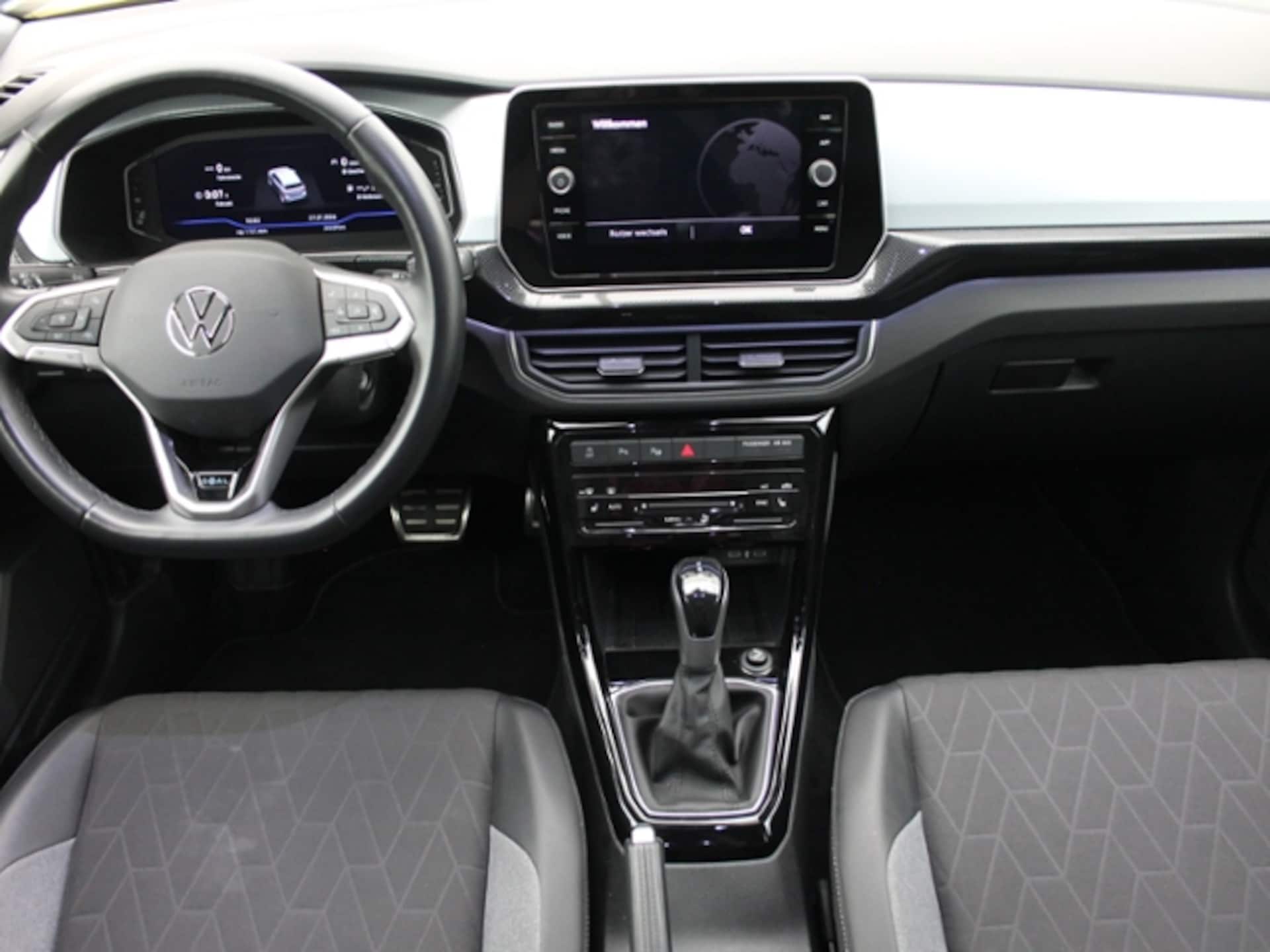 Volkswagen T-Cross Life