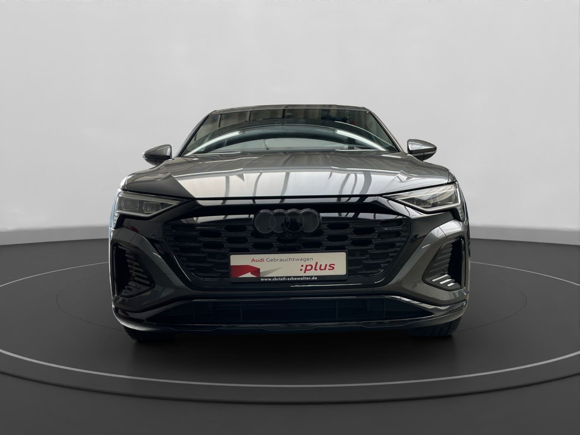 Audi Q8 Sportback e-tron S line