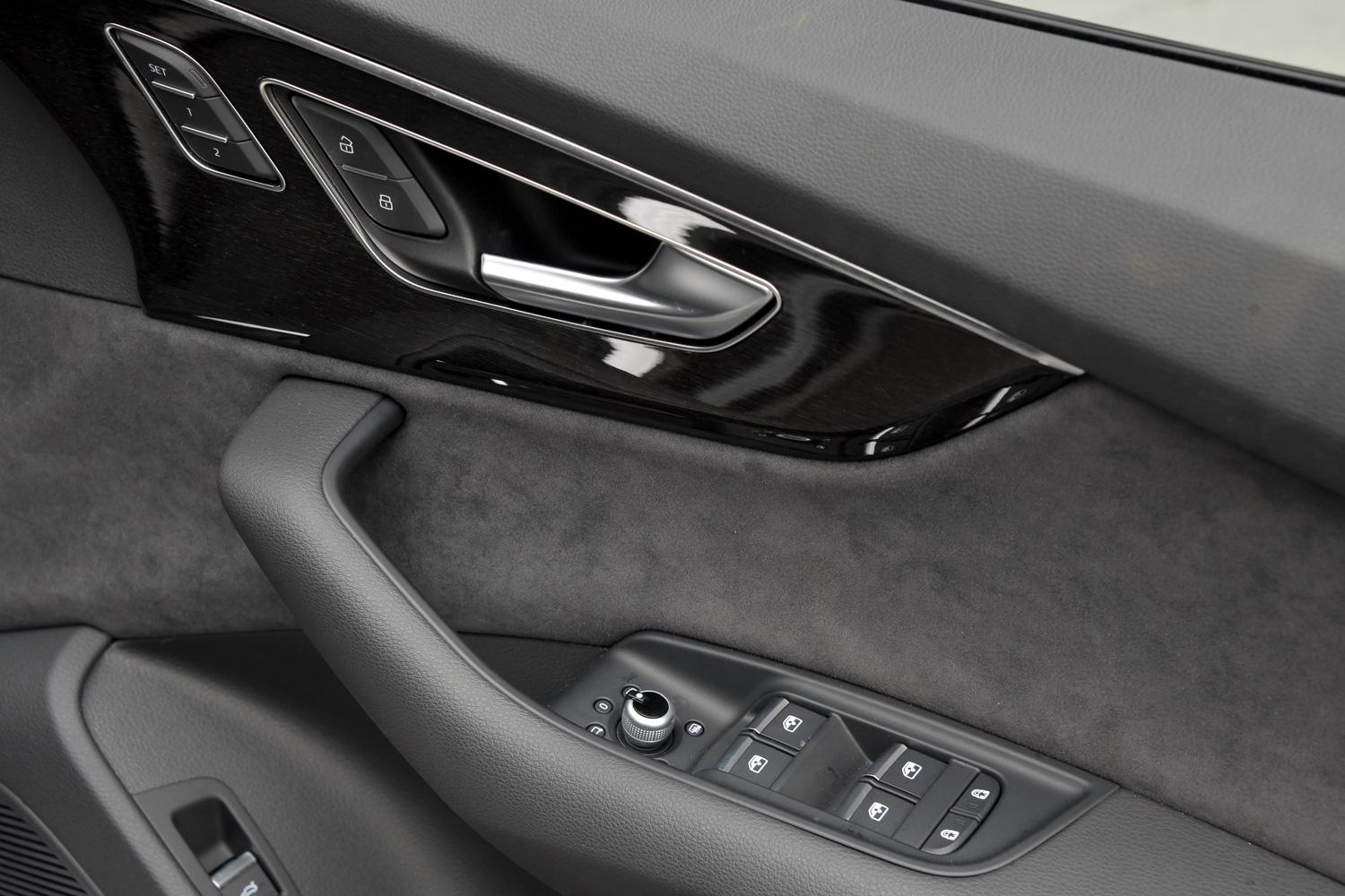 Image about Audi Q7 55 TFSI quattro S line 250 kW tiptronic