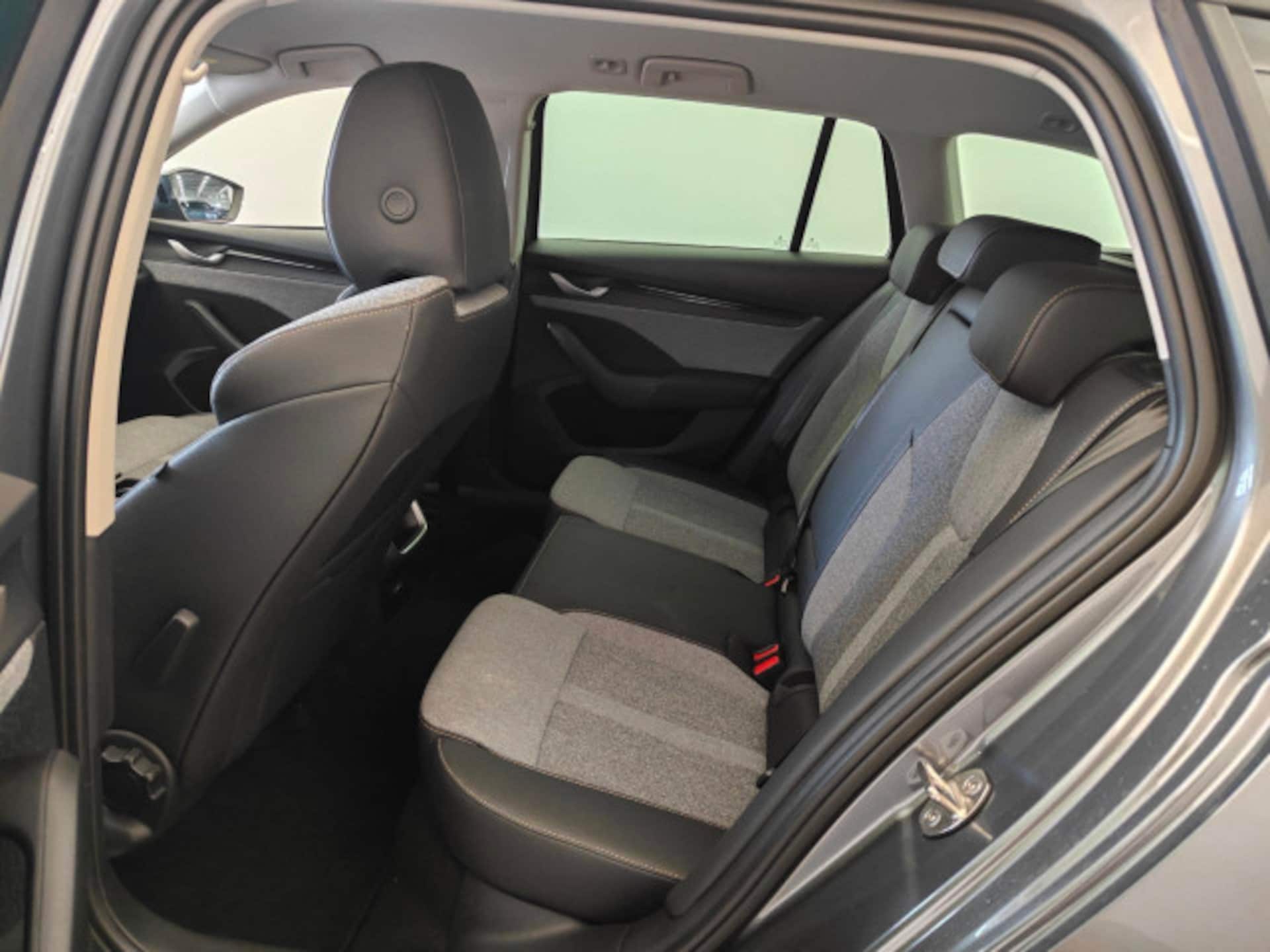 Skoda Octavia Combi Selection