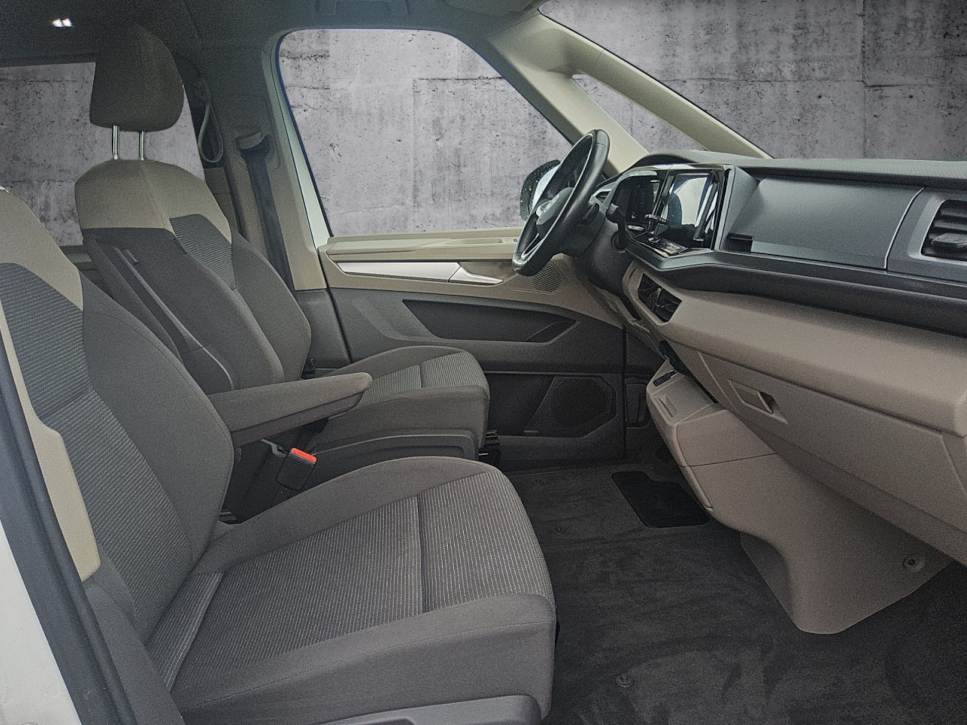 Volkswagen Multivan Basis-Modell