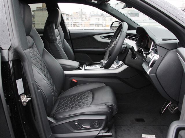 Image about Audi Q8 55 TFSI quattro S line 250(340) kW(PS) tiptronic