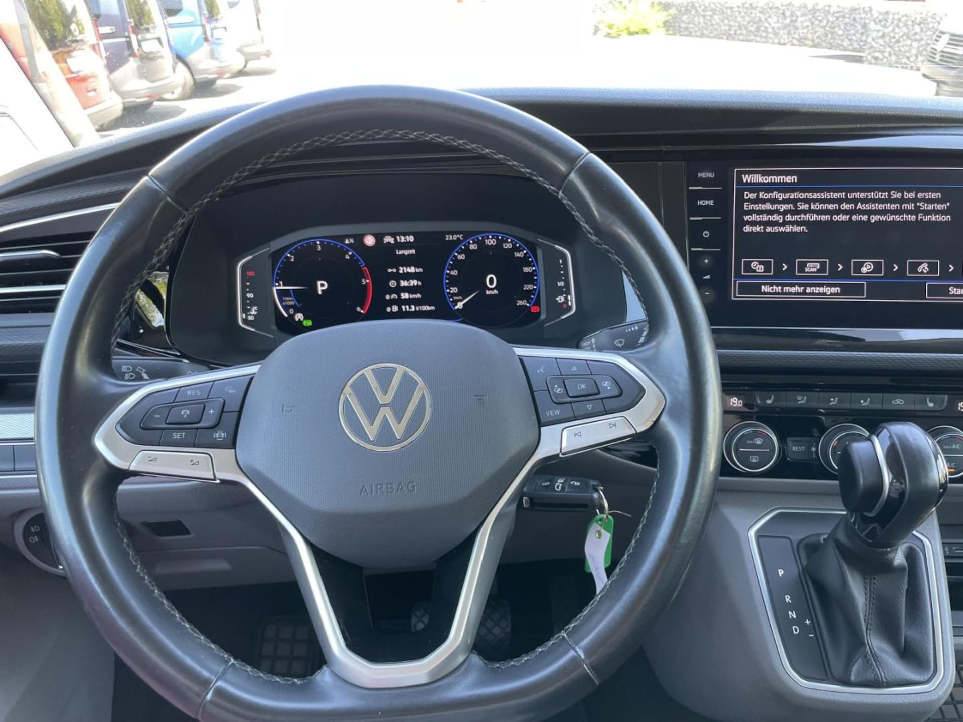 Volkswagen T6.1 Caravelle langer Radstand Highline