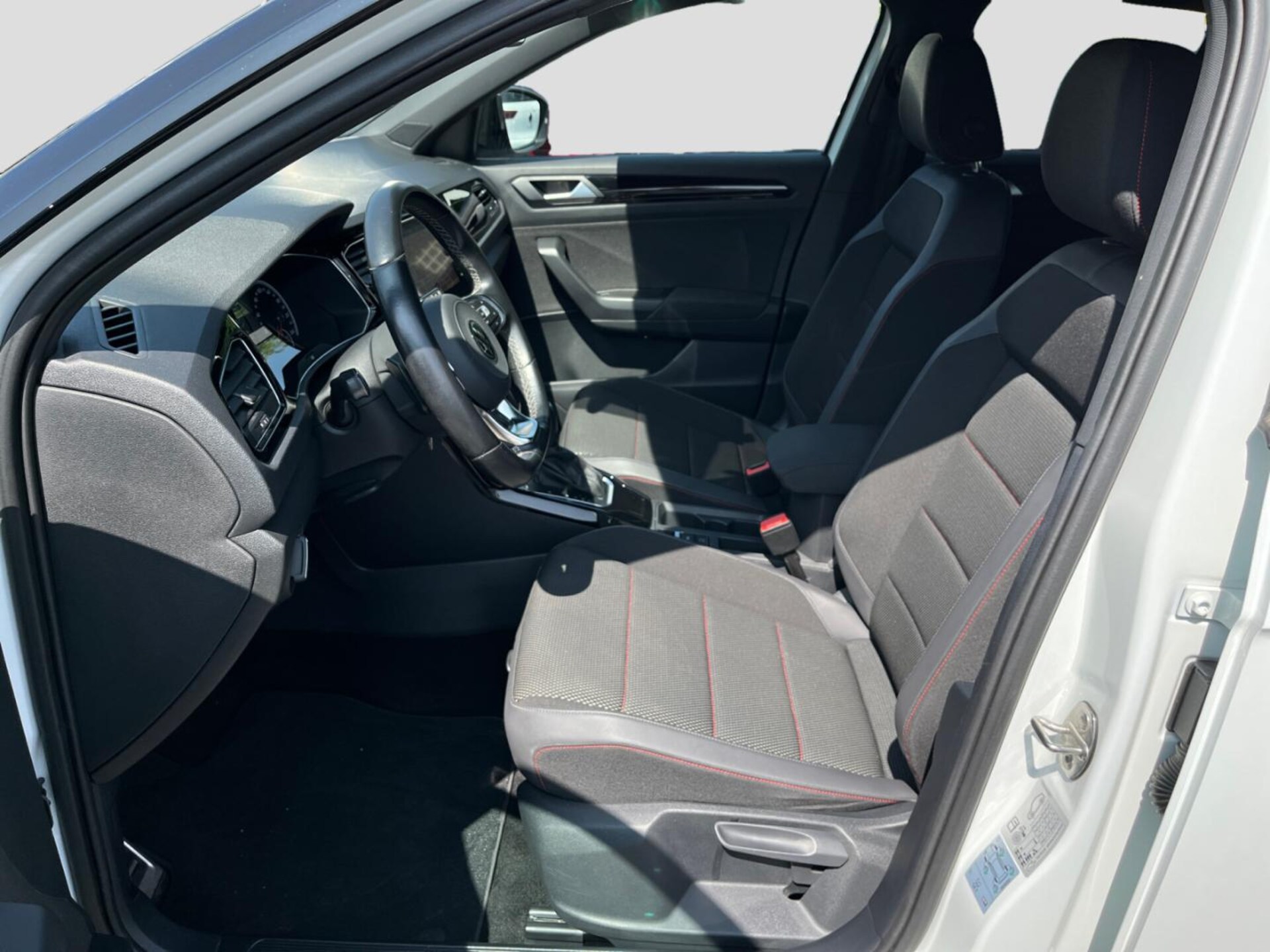 Volkswagen T-Roc Sport