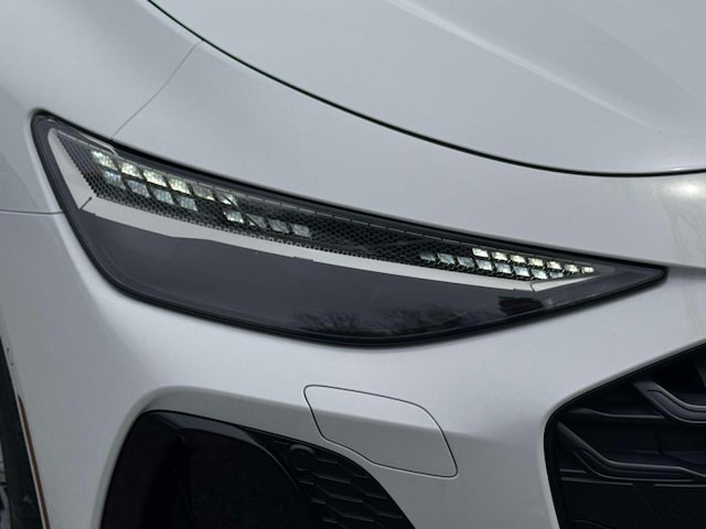 2026 Audi A6 Premium Plus - Photo 7