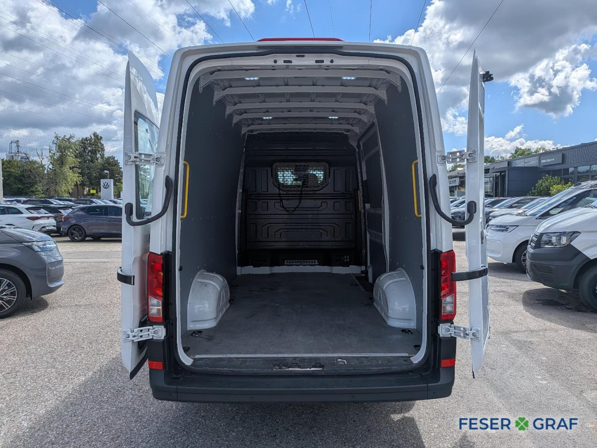 Volkswagen Crafter Kasten mittlerer Radstand