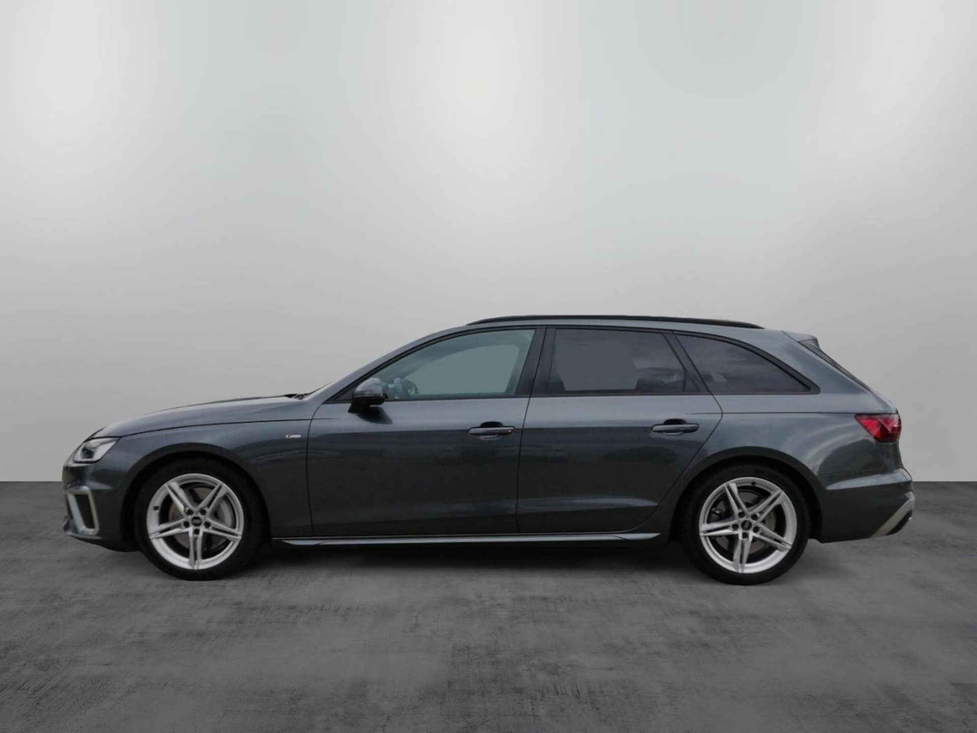 Audi A4 Avant S line