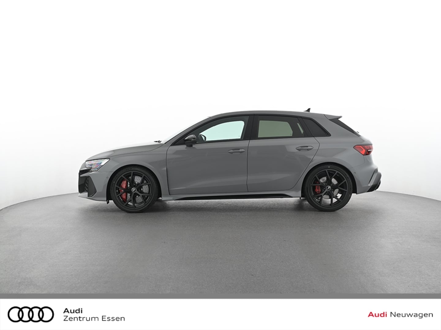 Bild über Audi RS 3 Sportback TFSI quattro 294 kW S tronic - für weitere Informationen kontaktieren Sie den Audi Partner