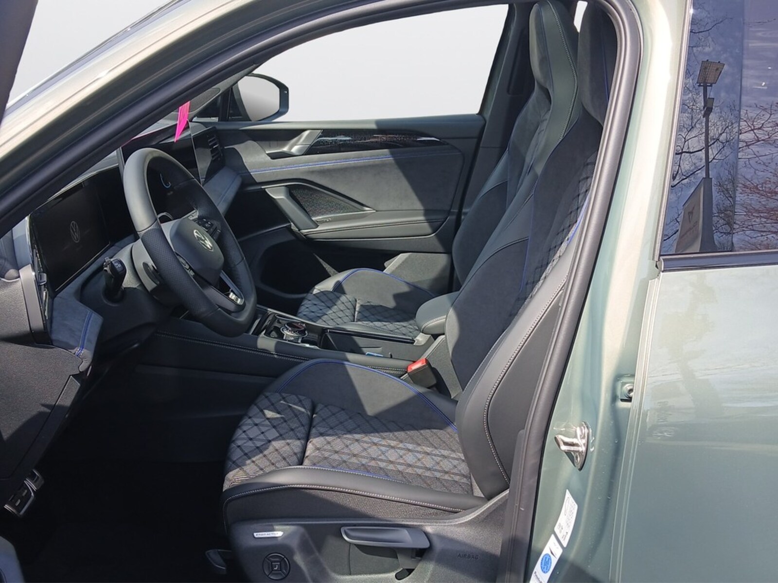 Volkswagen Tiguan – Bild 9