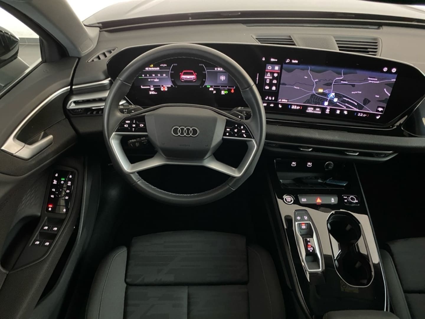 Bild über Audi A5 Avant TDI quattro 150 kW S tronic - für weitere Informationen kontaktieren Sie den Audi Partner