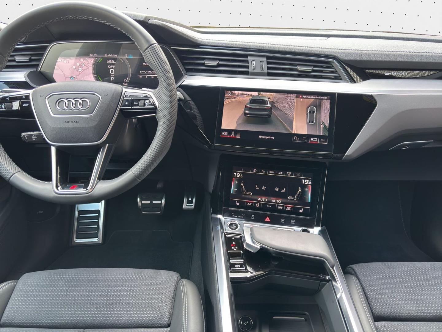 Image about Audi Q8 Sportback e-tron advanced 55 e-tron quattro