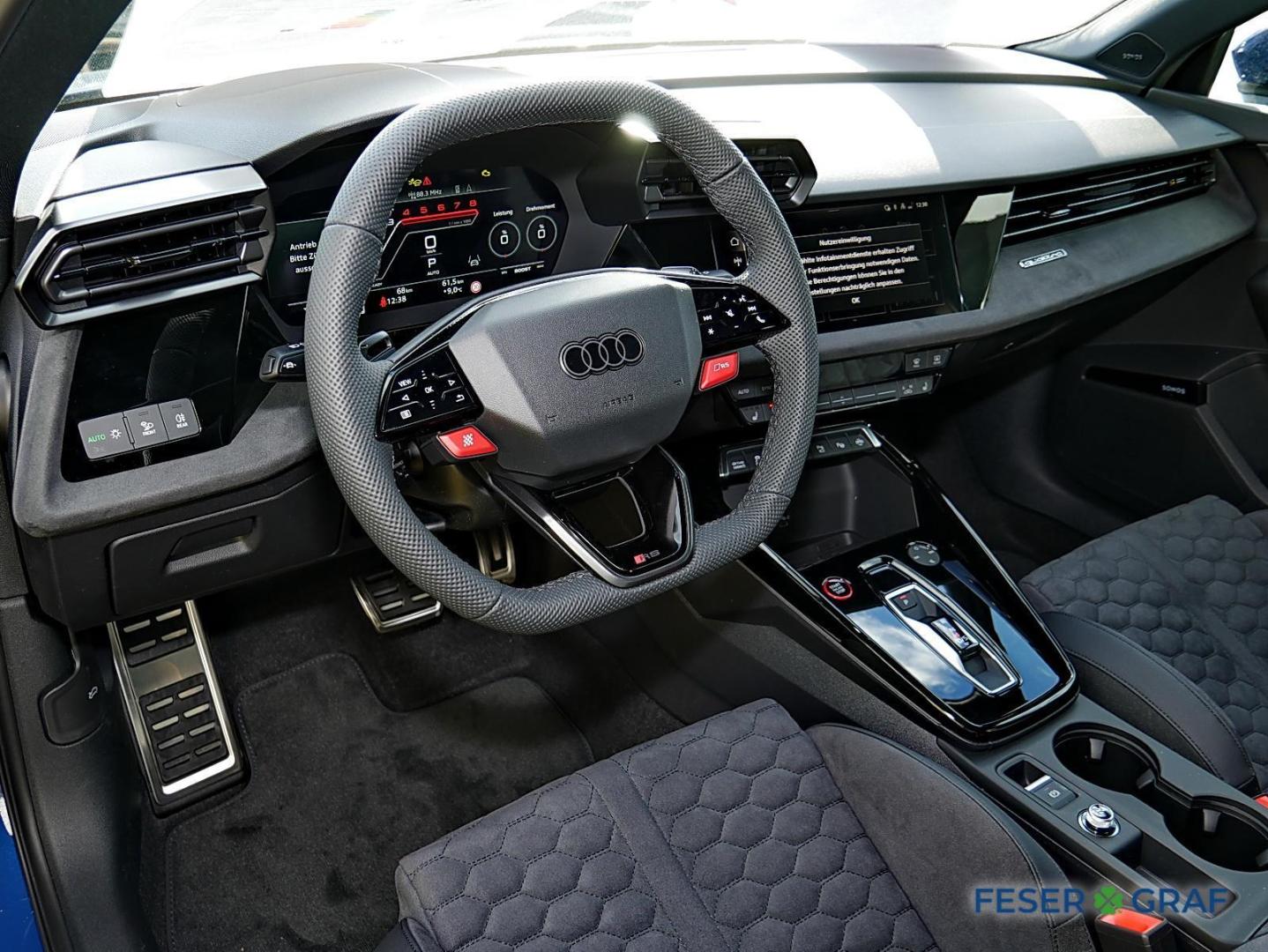 Image about Audi RS 3 Limousine TFSI quattro S tronic