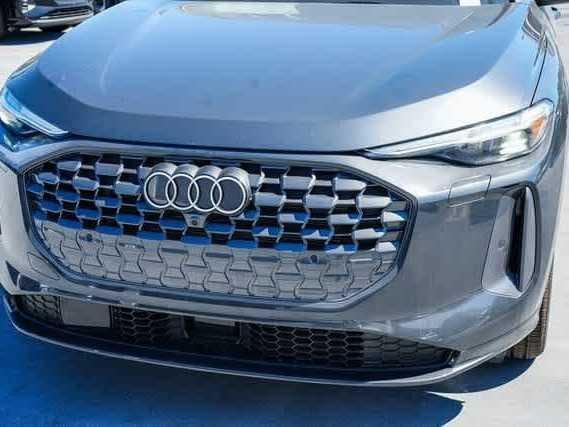 2025 Audi Q5 Prestige - Photo 8