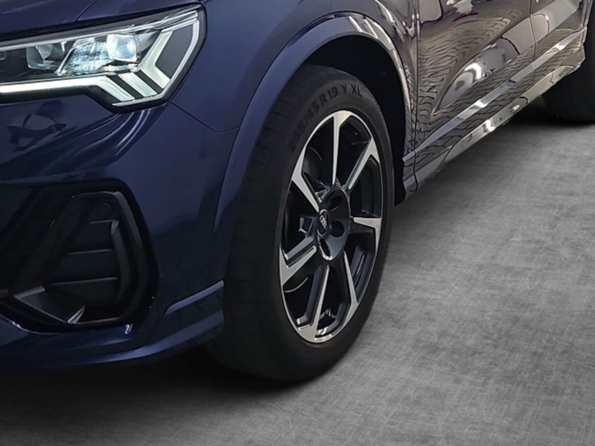 Audi Q3 SUV S line