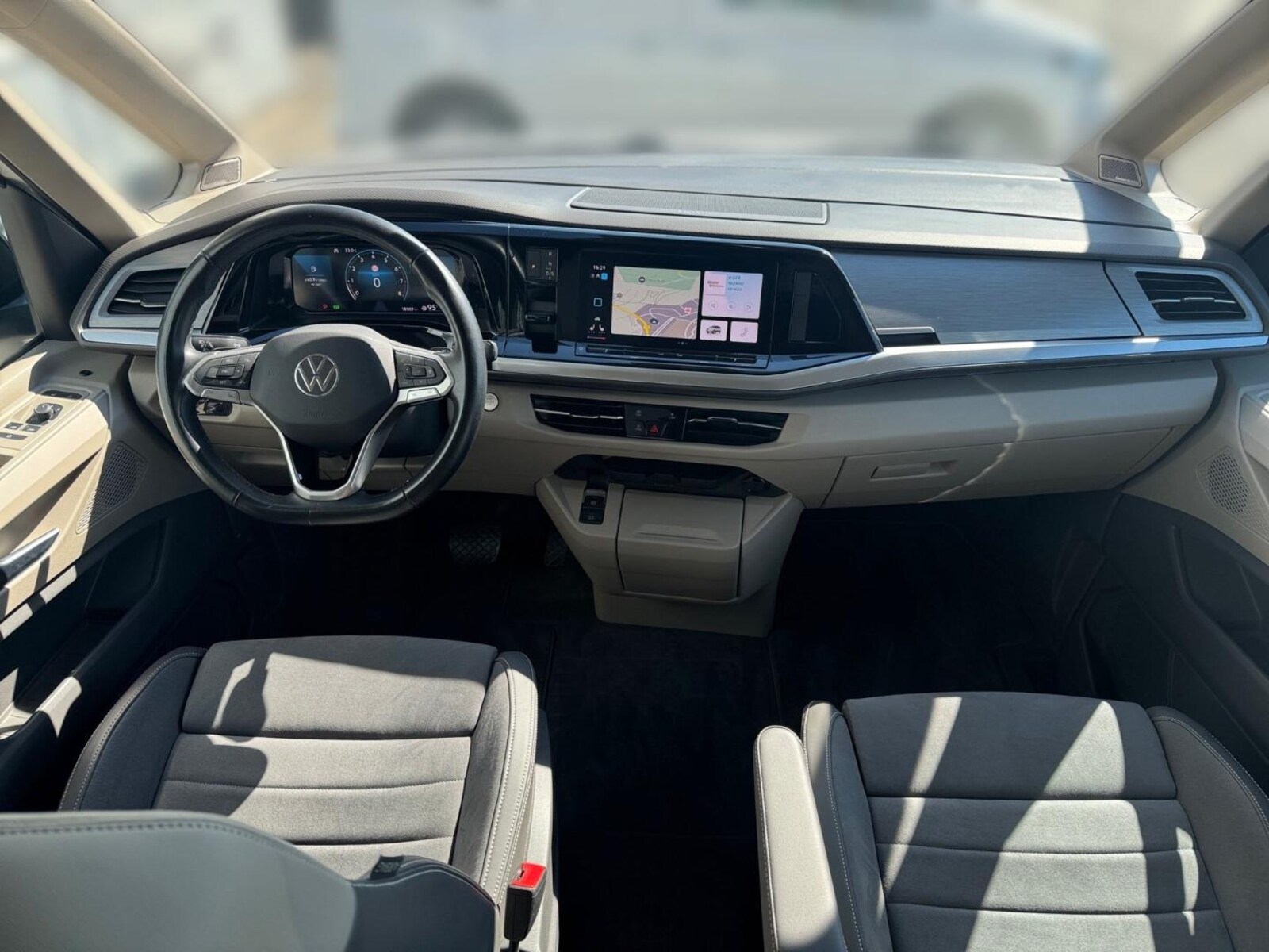 Volkswagen Multivan – Bild 13