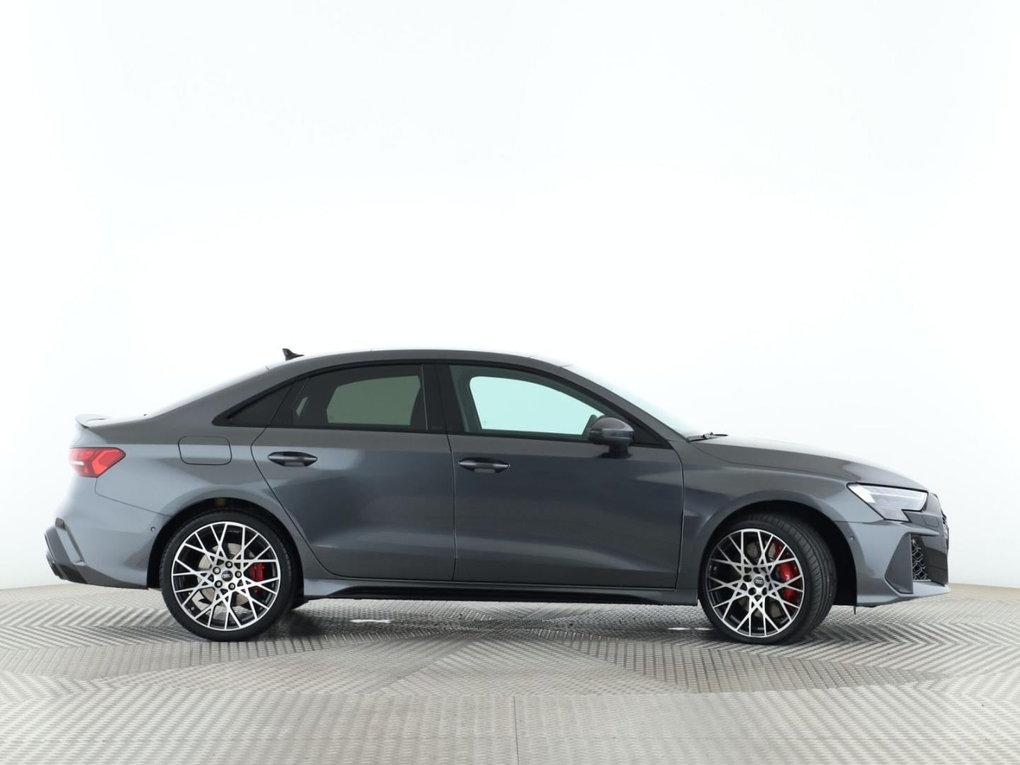 Image about Audi RS 3 Limousine TFSI quattro S tronic