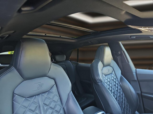 Image about Audi SQ8 TFSI quattro tiptronic