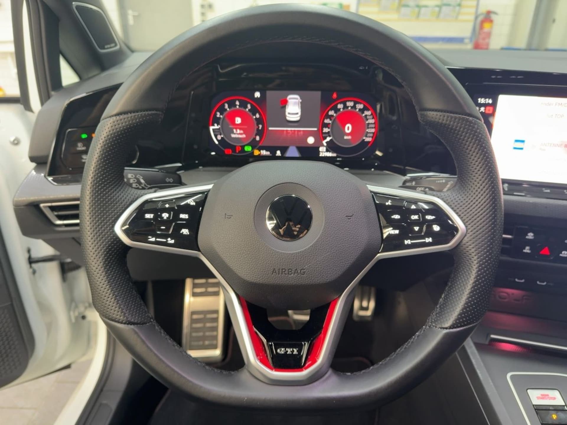 Volkswagen Golf GTI