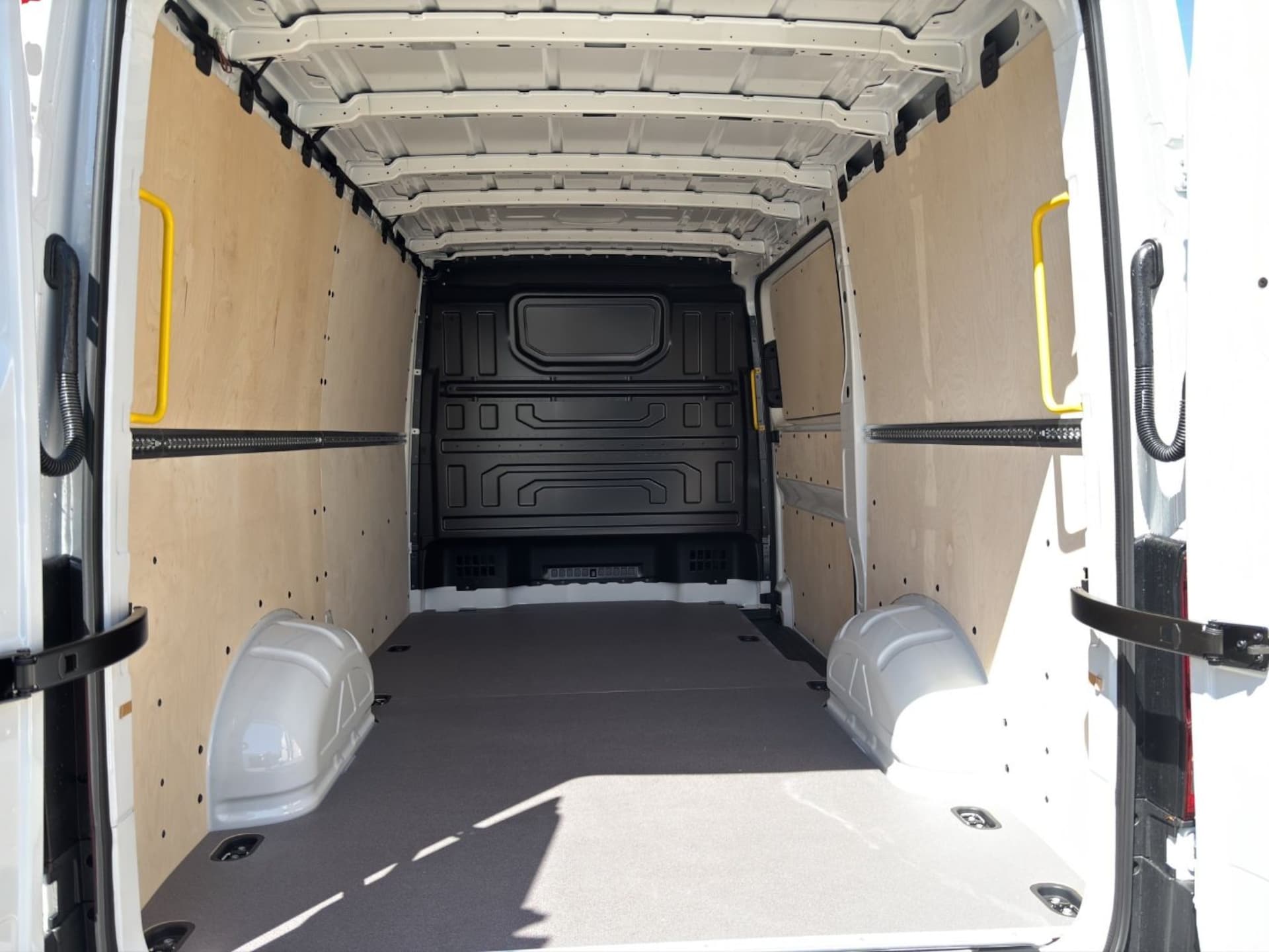 Volkswagen Crafter Kasten mittlerer Radstand