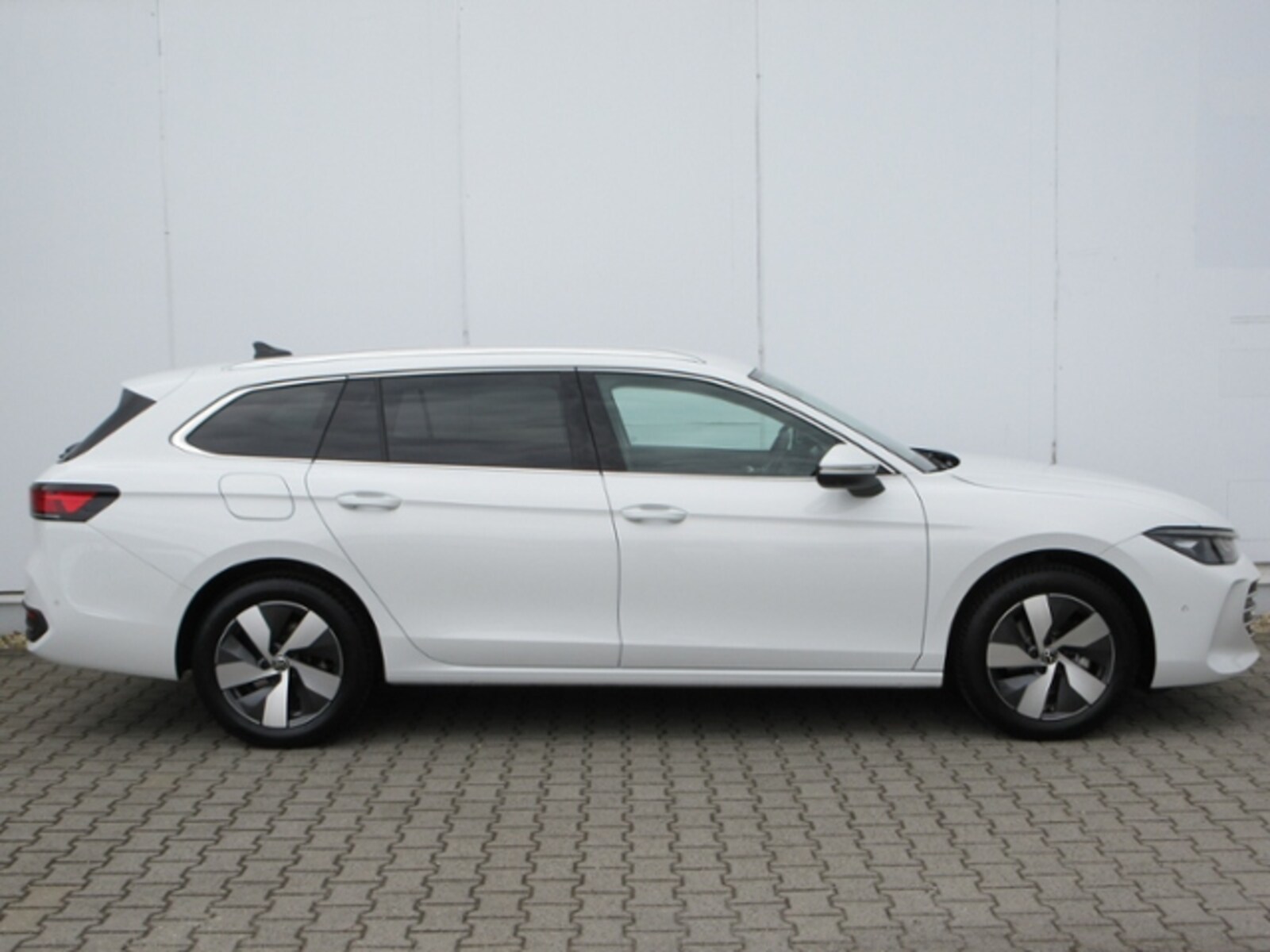 Volkswagen Passat – Bild 16