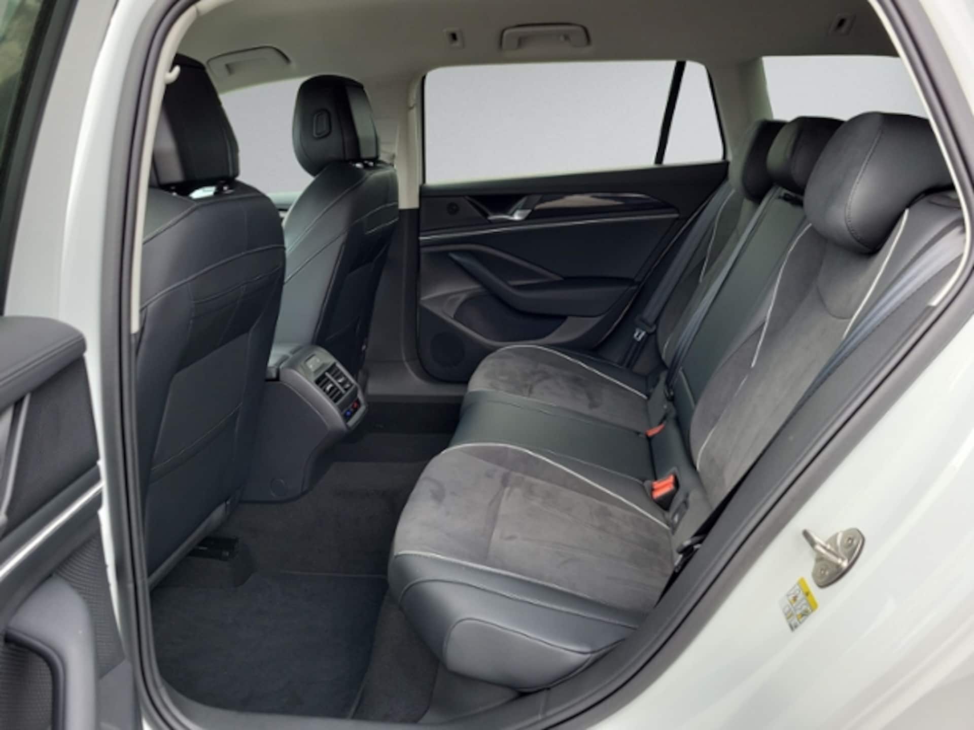 Volkswagen Passat Business