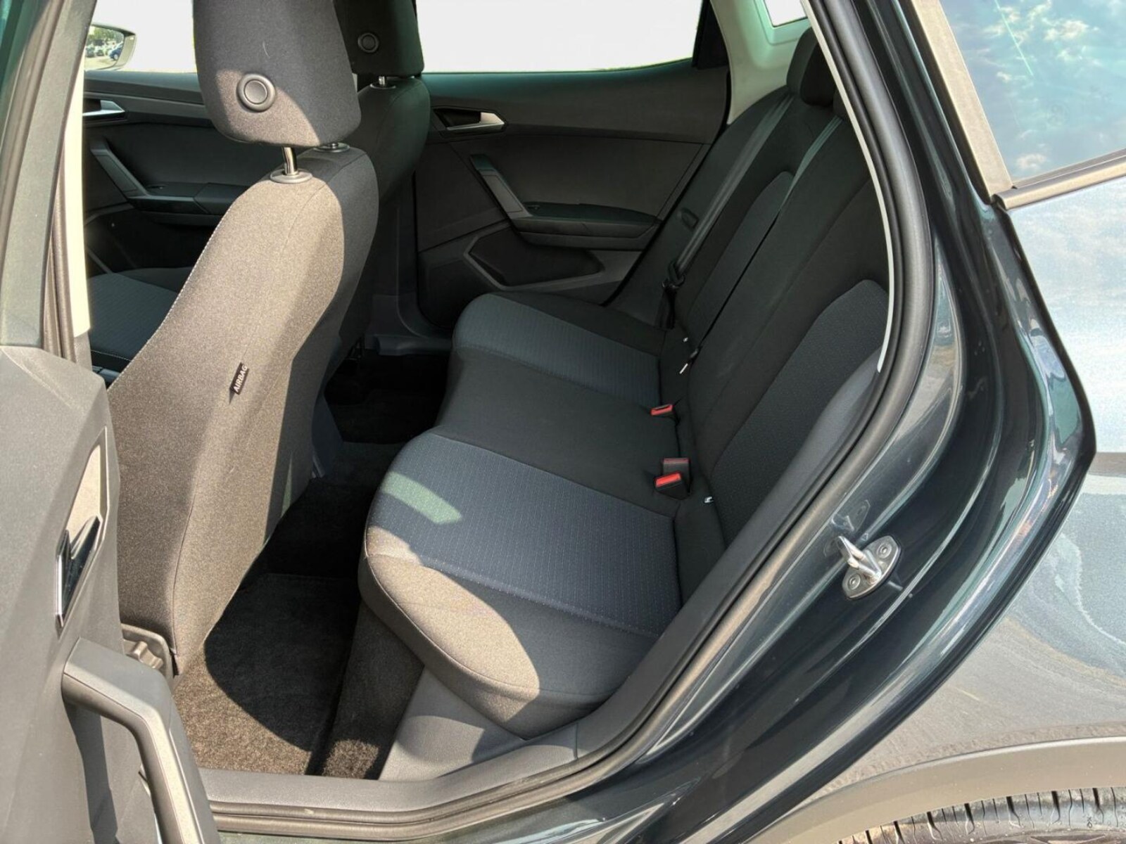 SEAT Arona – Bild 13
