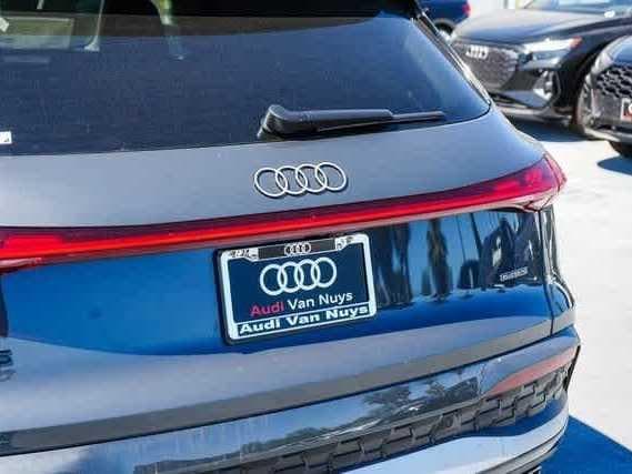 2025 Audi Q5 Prestige - Photo 12