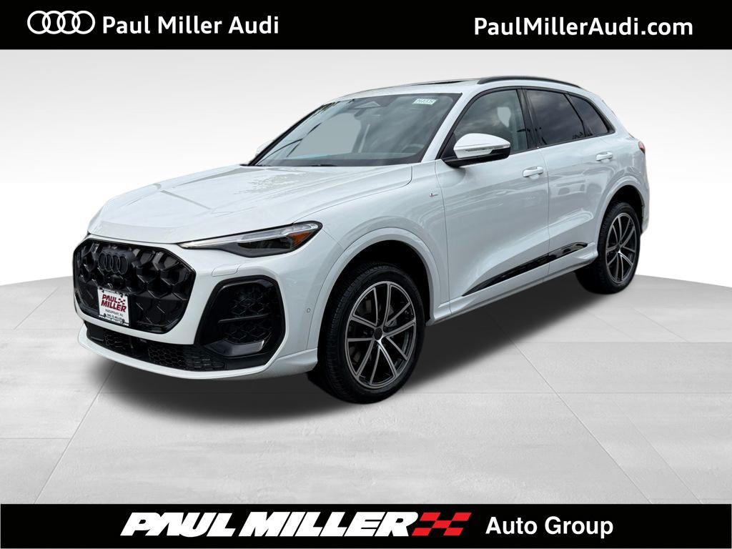 2026 Audi Q5 Premium Plus quattro's photo