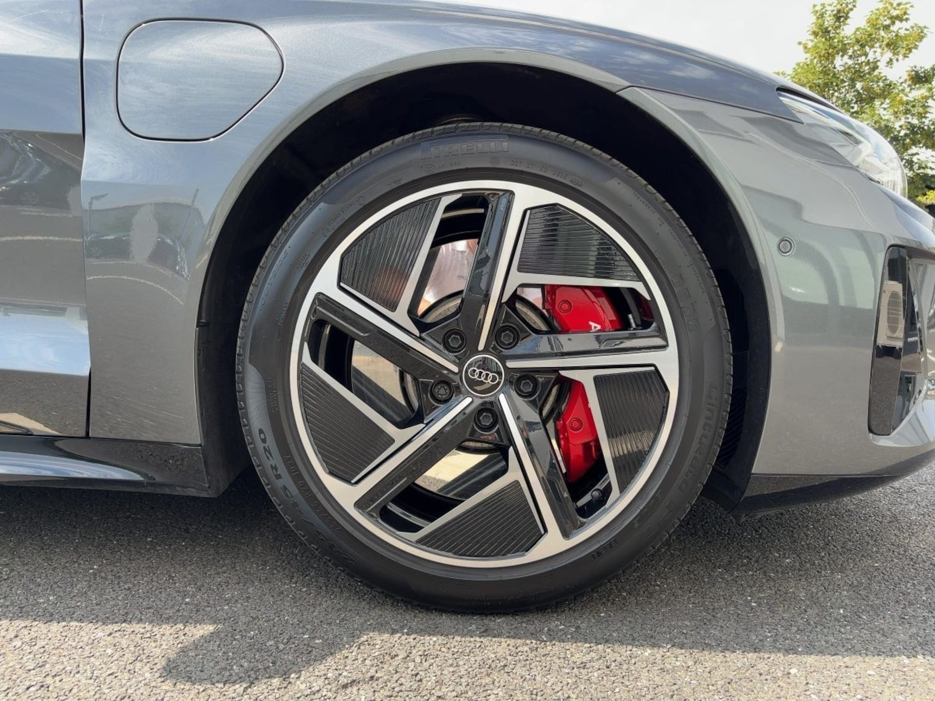 Audi e-tron GT quattro