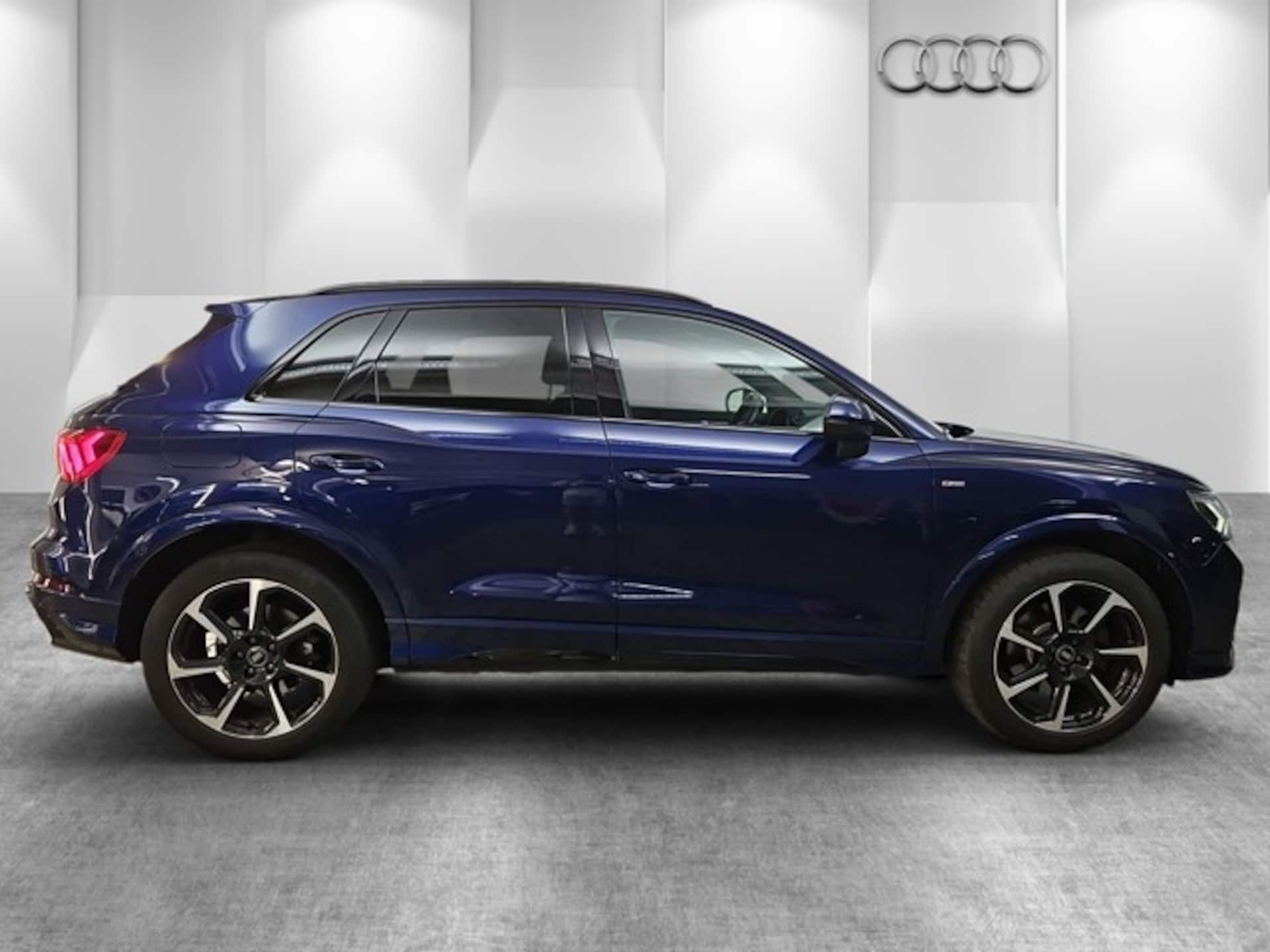 Audi Q3 SUV S line