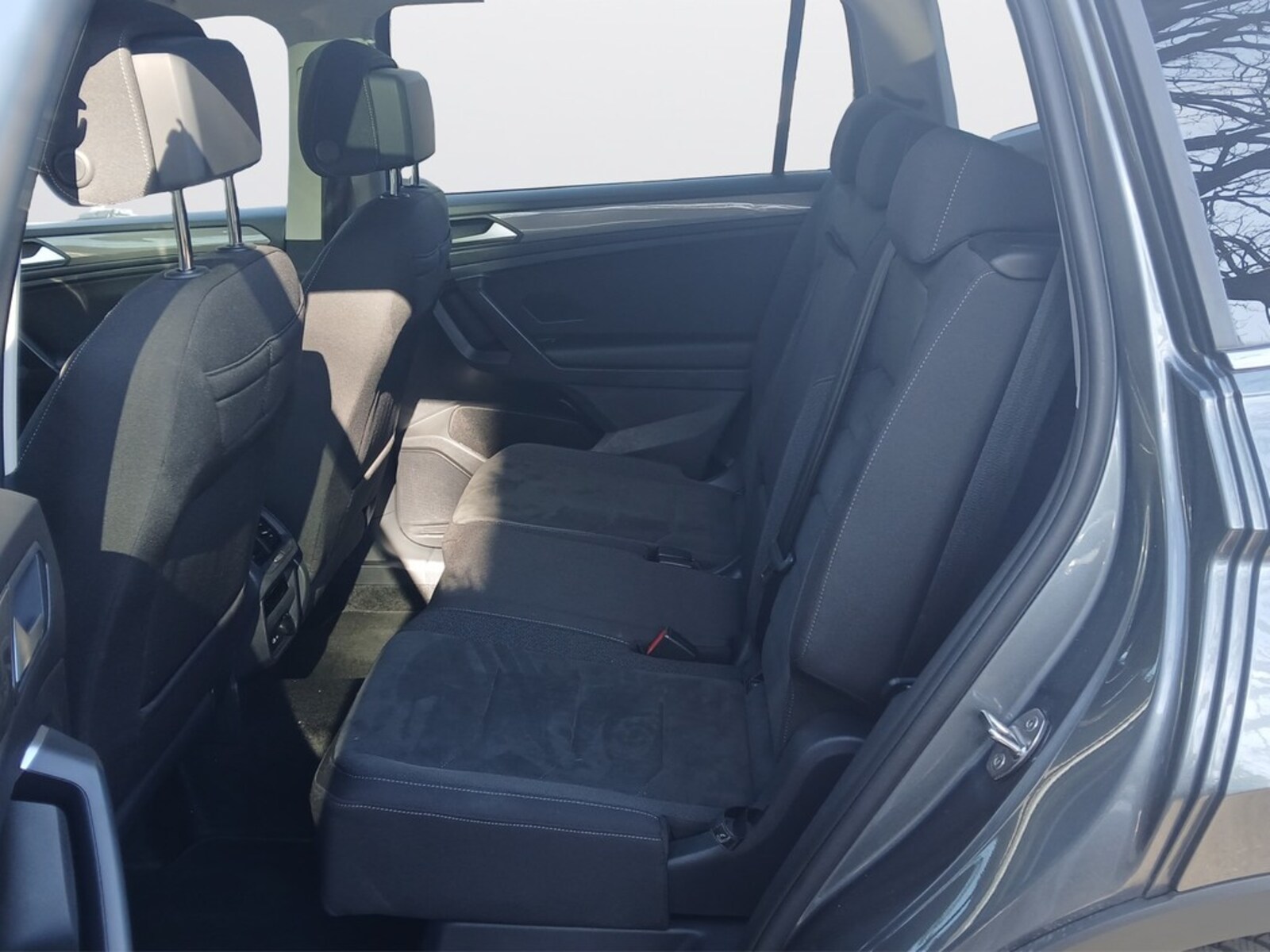 Volkswagen Tiguan Allspace – Bild 12