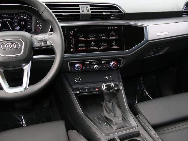 2025 AUDI Q3 - Image 17