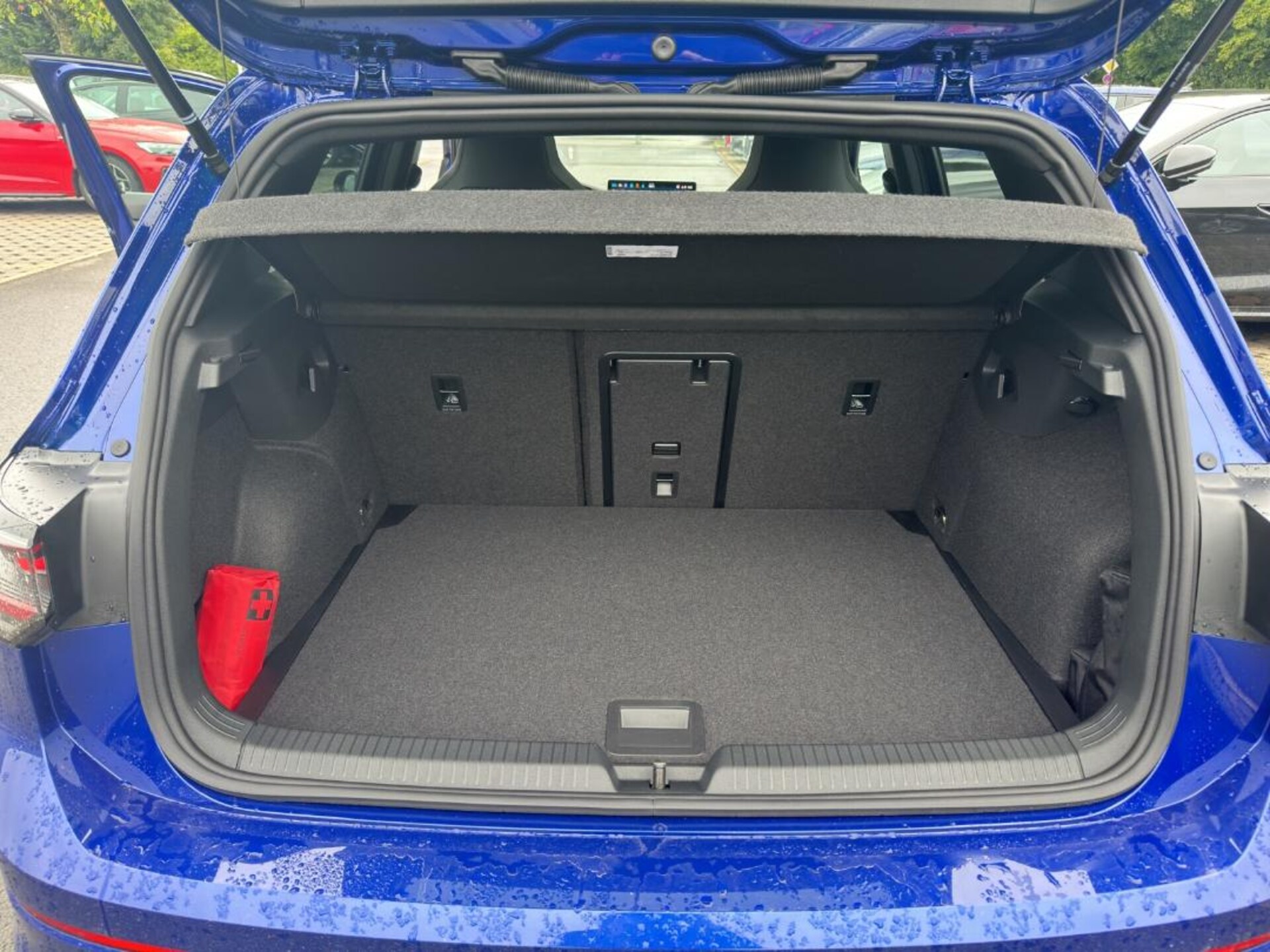 Volkswagen Golf R-Line