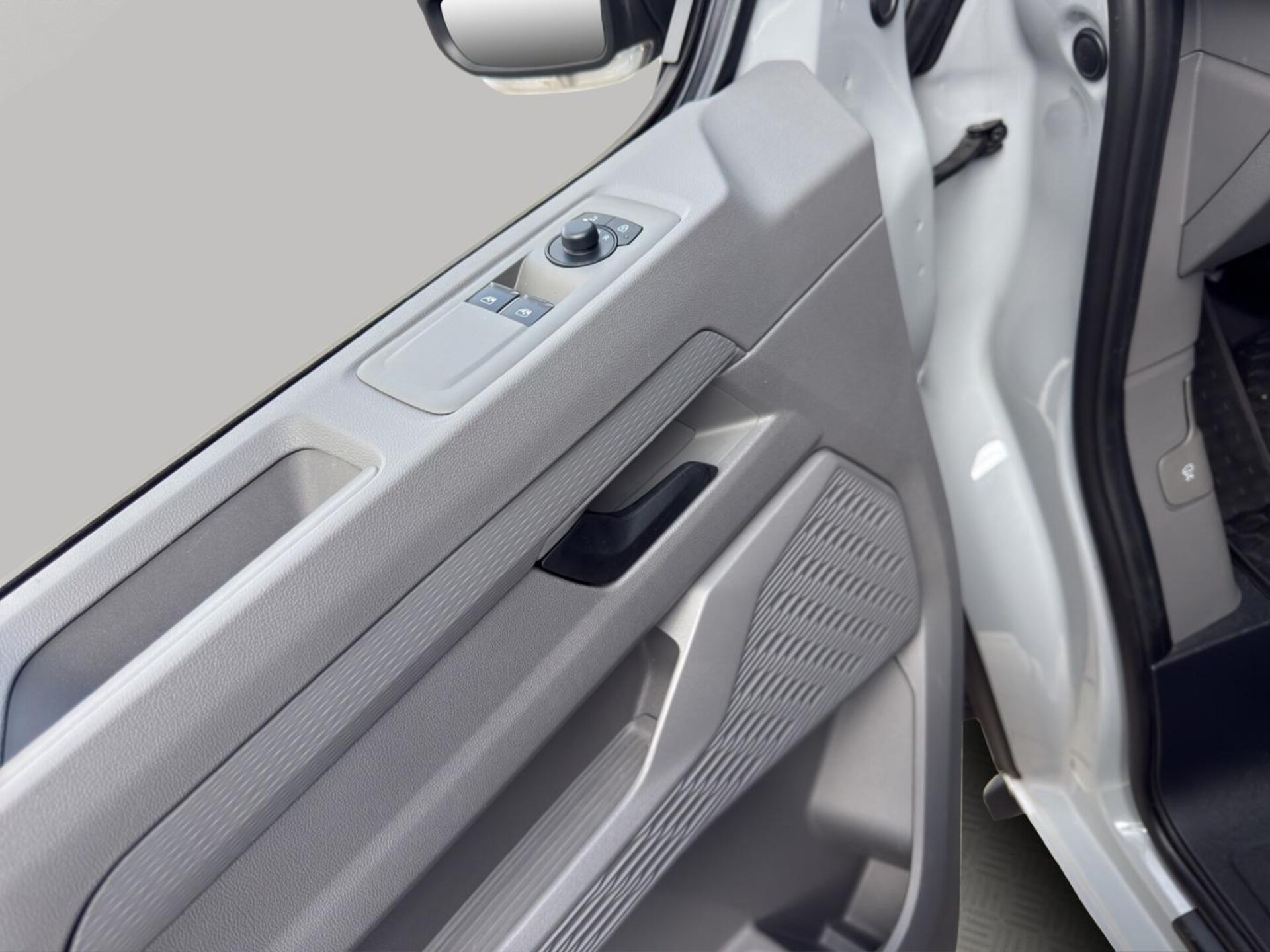 Volkswagen Transporter Kasten kurzer Radstand